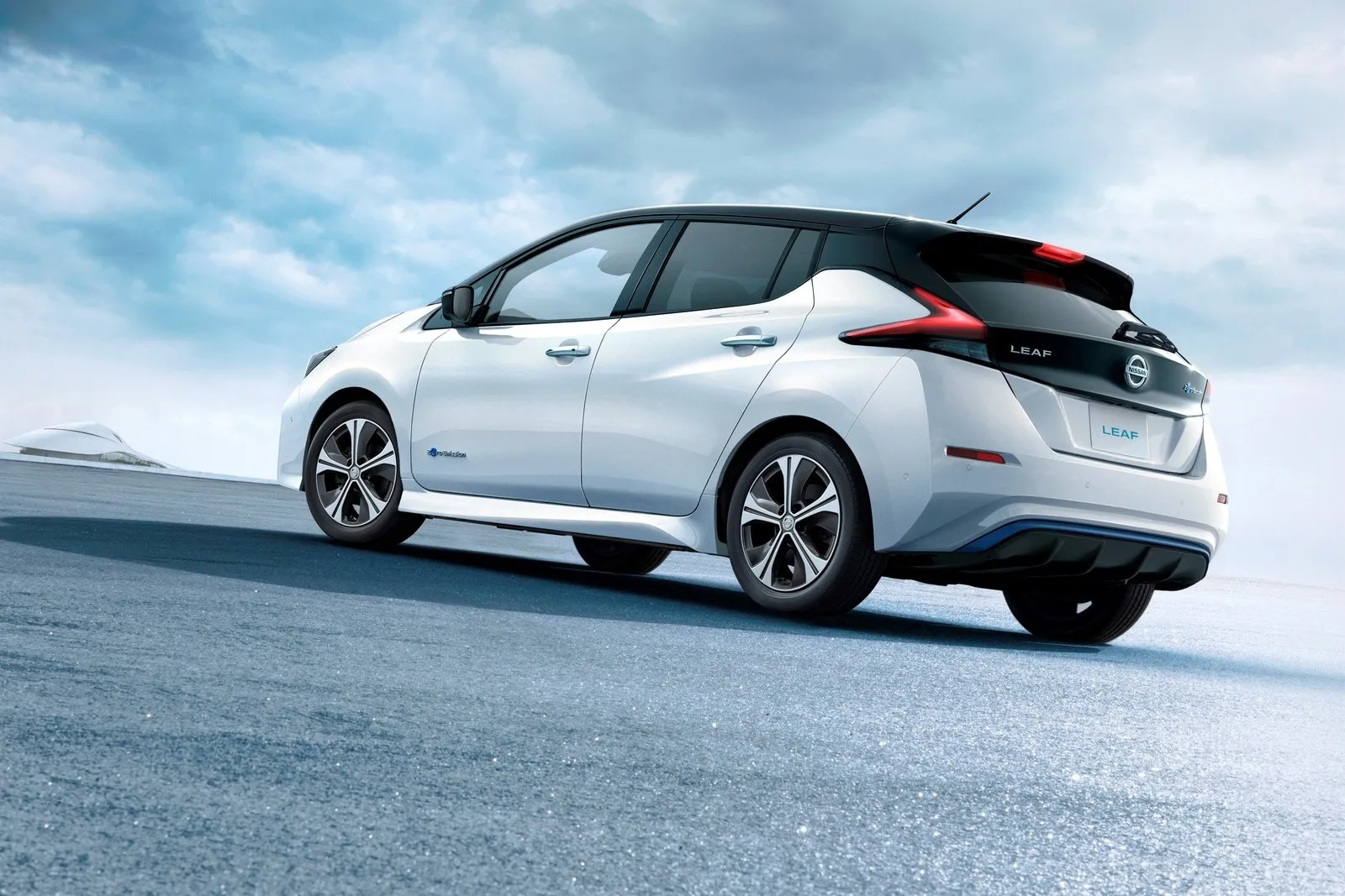 Nissan fuses pioneering electric innovation and ProPILOT technology to create the new Nissan LEAF: the most advanced electric vehicle for the masses